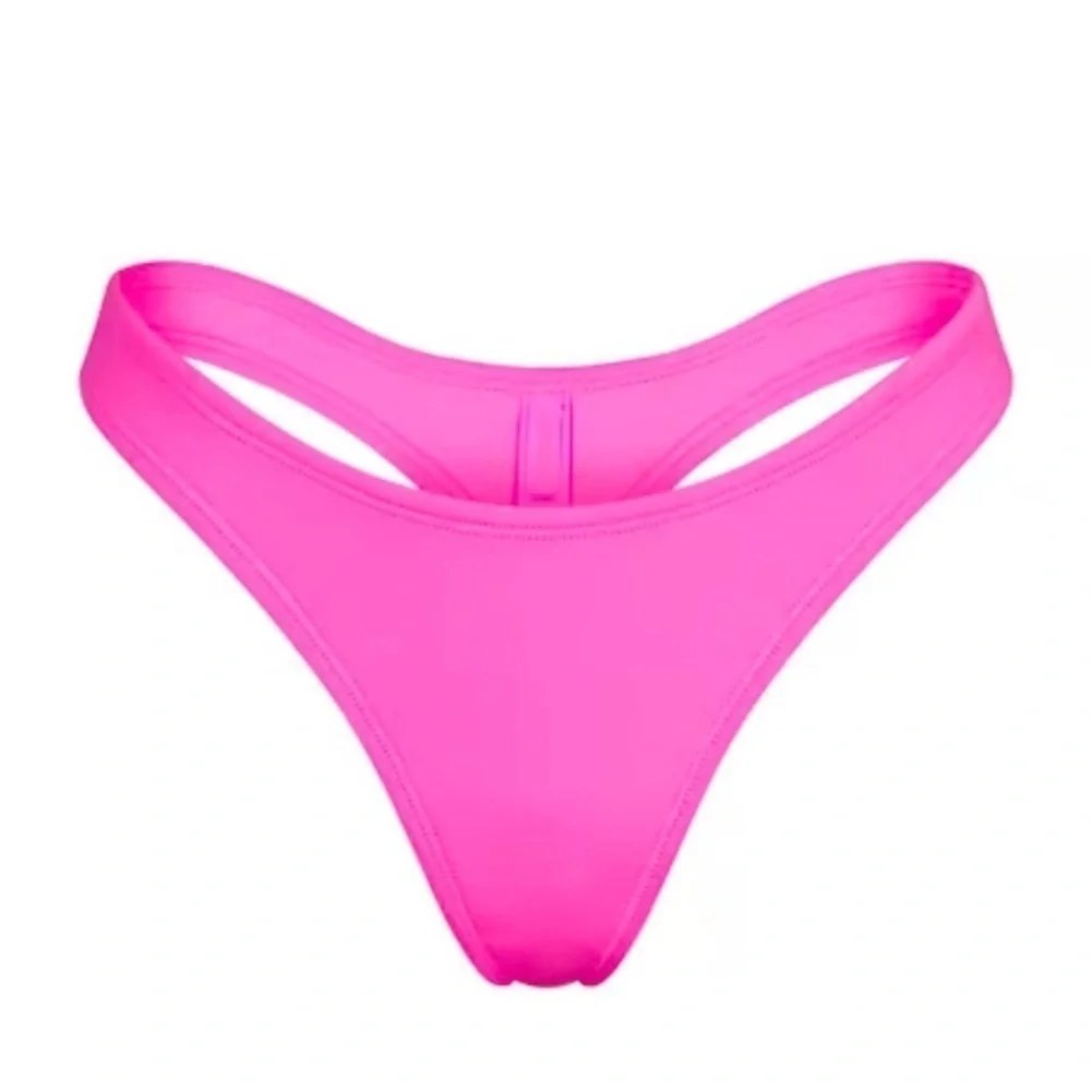 NWT SKIMS scuba SWIM thong Sz 3x Taffy